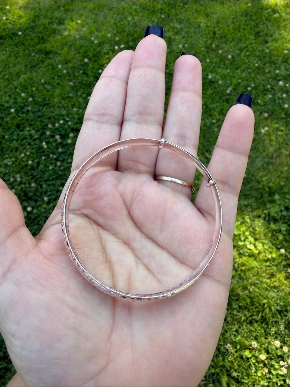 México 925 Sterling Silver Textured Bangle Bracelet View 3